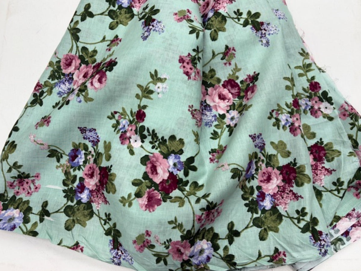 CLEARANCE LENGTH OF FABRIC - Poly/Cotton Print: 2.60MTRS GREEN FLORAL - Cheap Fabrics