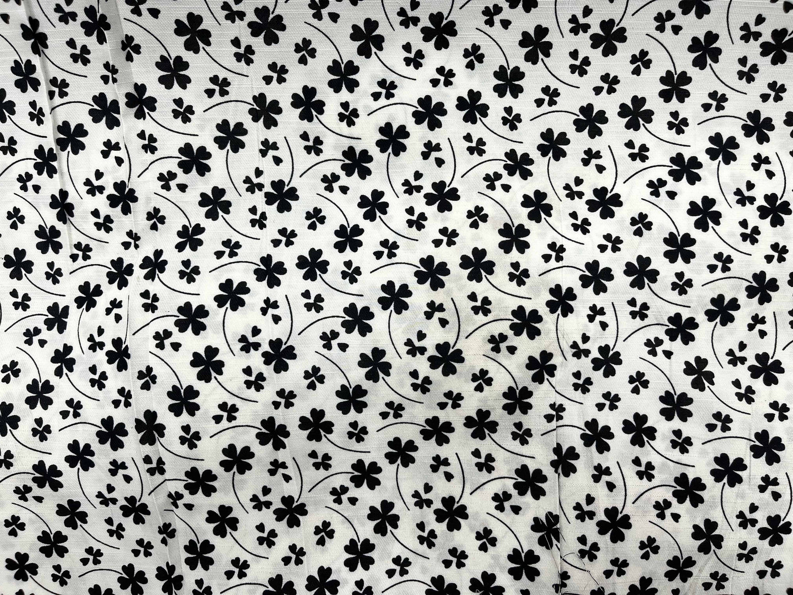 Black White Daisy - Clearance Printed Crepe Fabric - Cheap Fabrics
