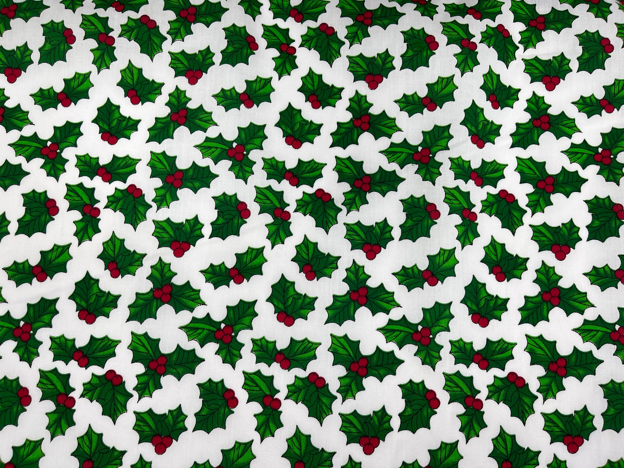 Christmas Classic Holly - Poly/Cotton Print - Cheap Fabrics