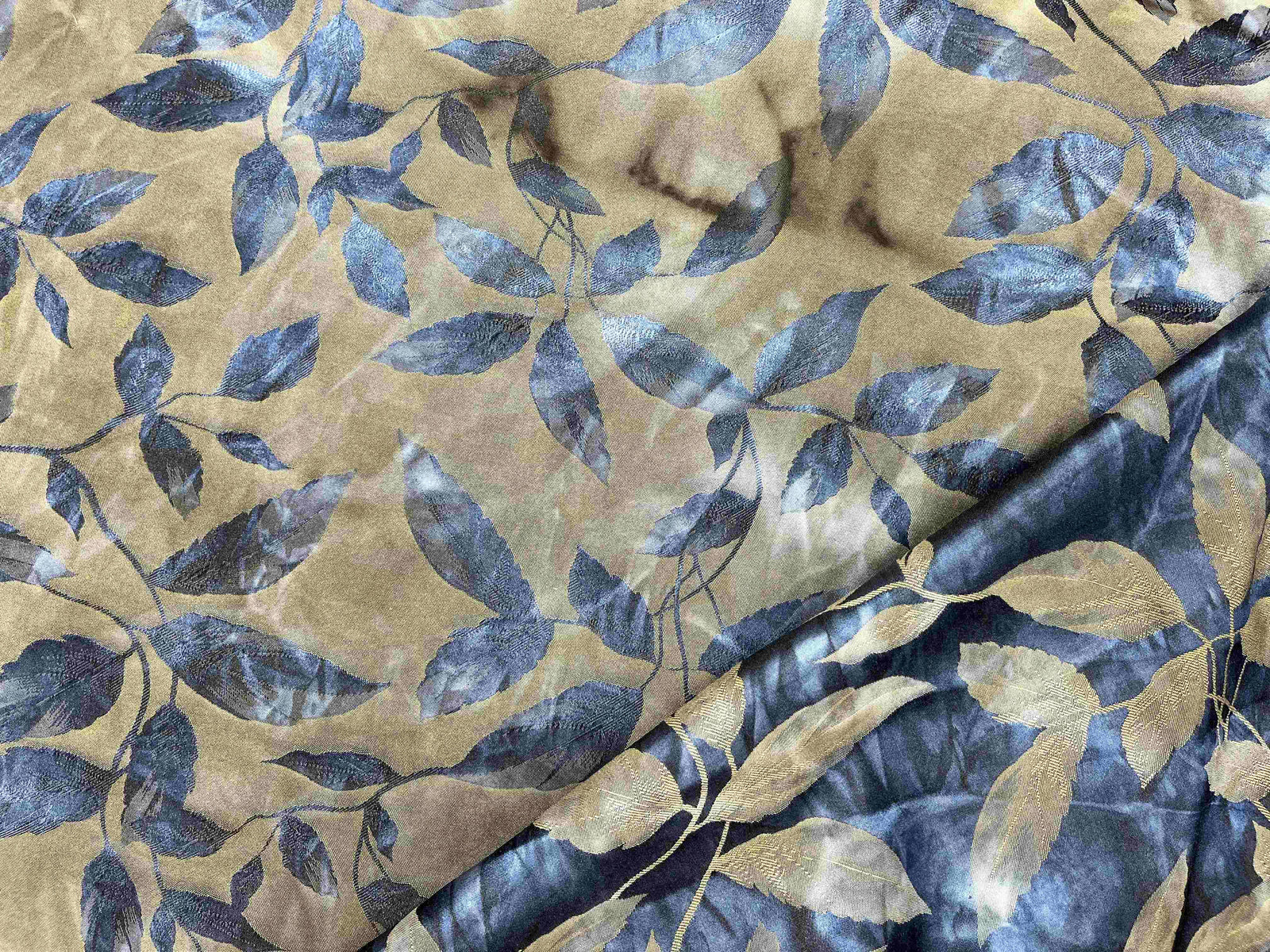 Cheapfabrics Deluxe Double Sided Jacquard Fabric in Royal Leaf pastel green pattern
