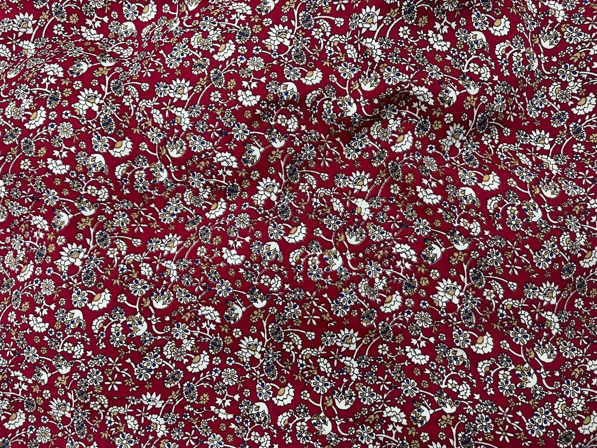 Ditsy Design - Clearance Printed Crepe Fabric - Cheap Fabrics