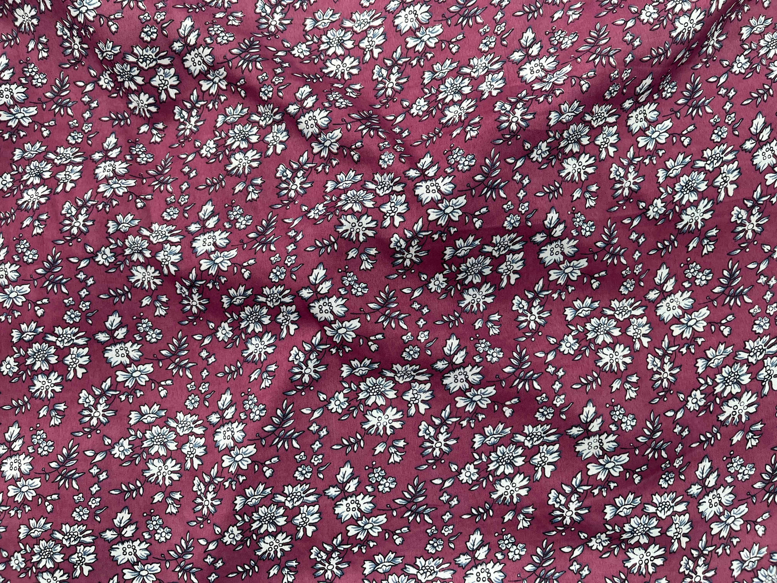 Leia - Clearance Printed Crepe Fabric - Cheap Fabrics