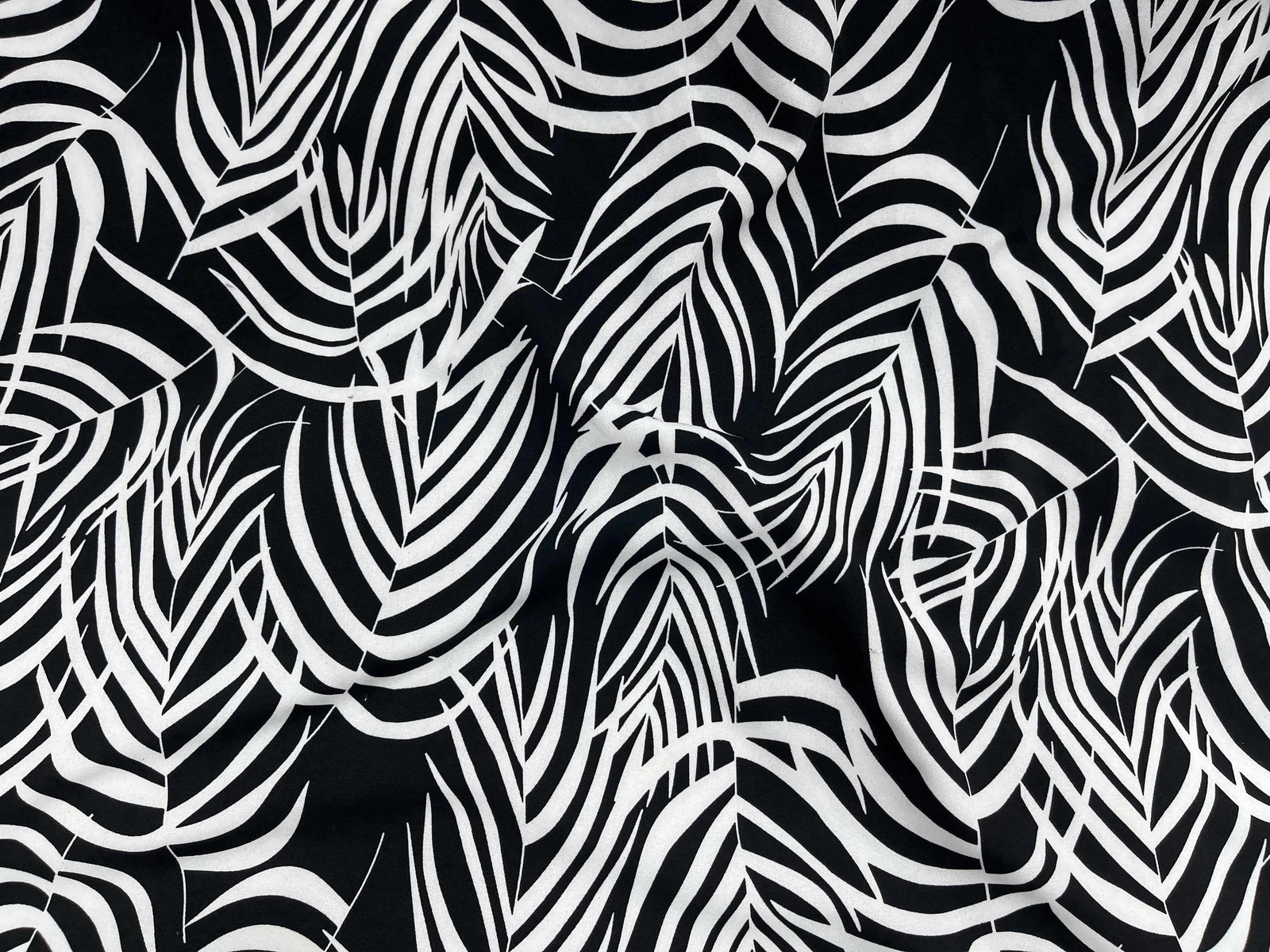 Palm Leaves - Printed Crepe Fabric - Cheap Fabrics
