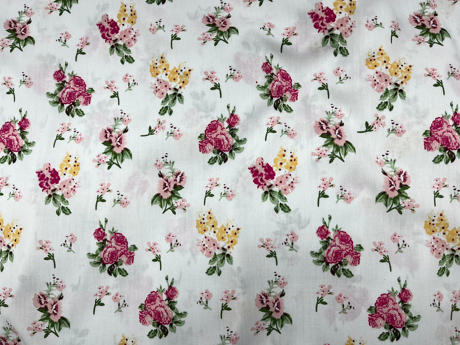 Summer Viscose - Rose Bouquet - Cheap Fabrics