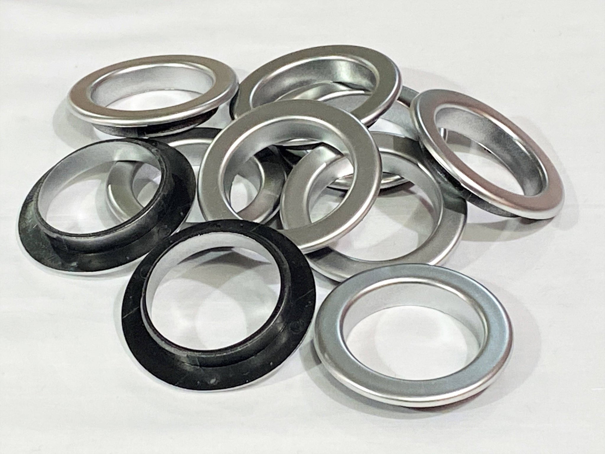 Uxcell Plastic Curtain Grommets – 1.5" Inner Diameter Eyelet Rings, Gray, 12-Pack