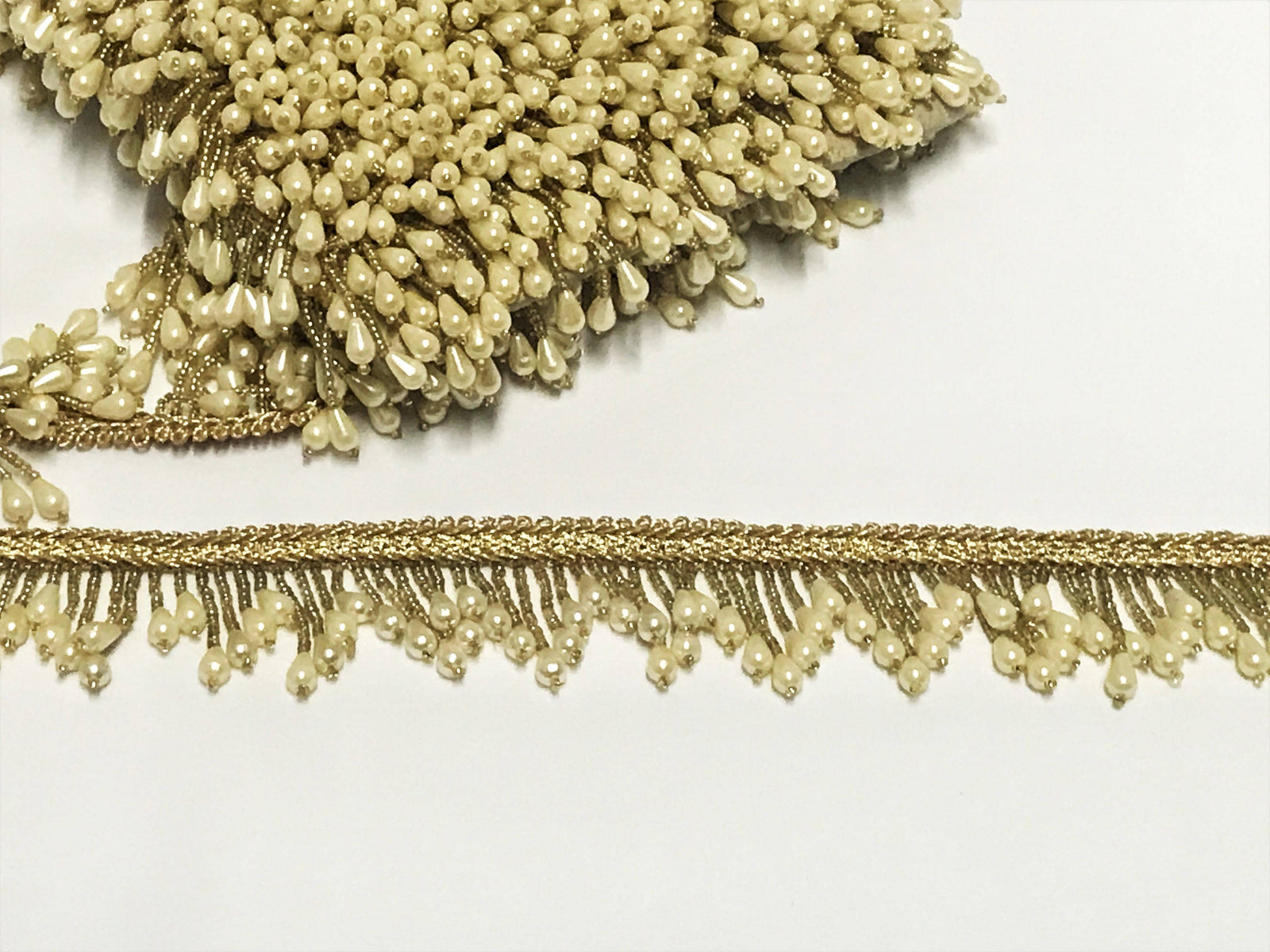 Gimp Pearl Tassle Trim - 40mm