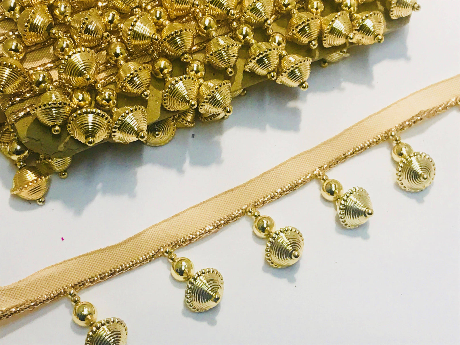 Gold Droplet Tassel Trim 03 - 45mm