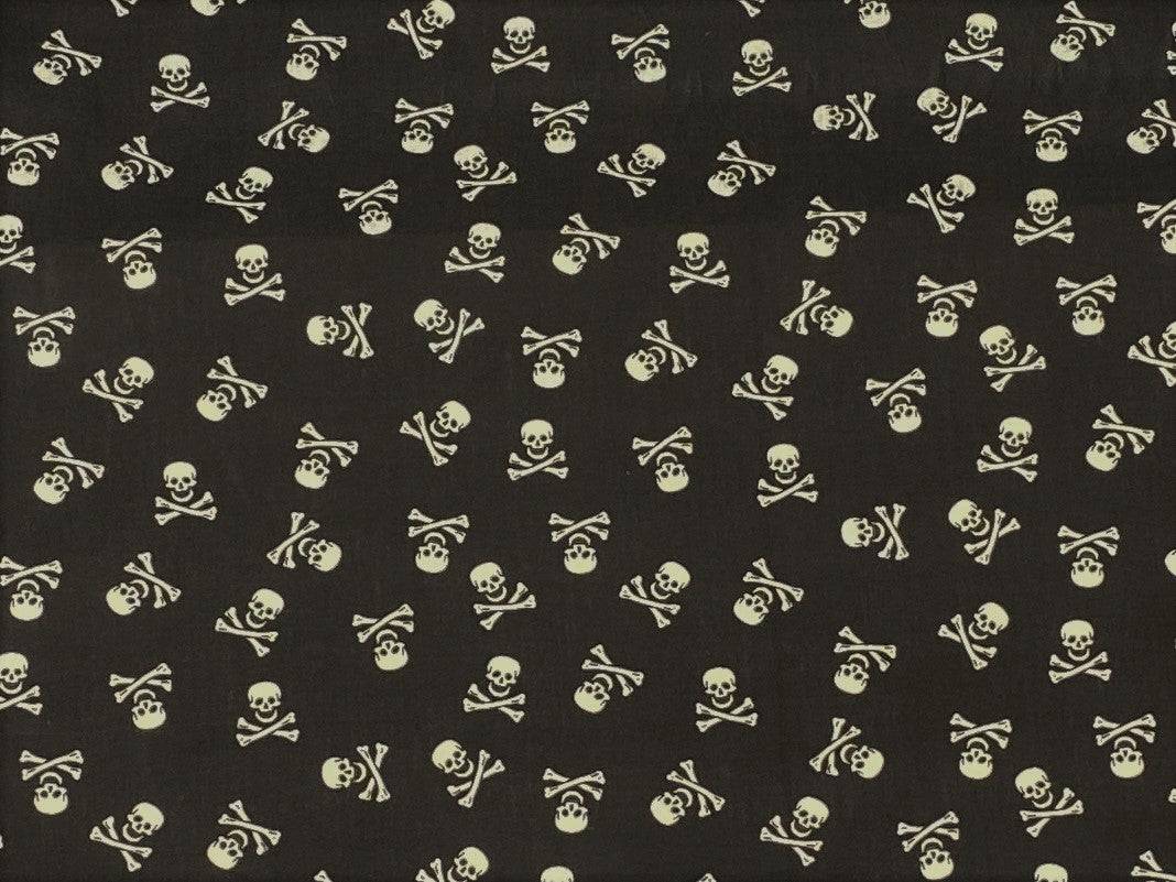 Skull & Crossbones - Halloween Poly/Cotton Print - Cheap Fabrics