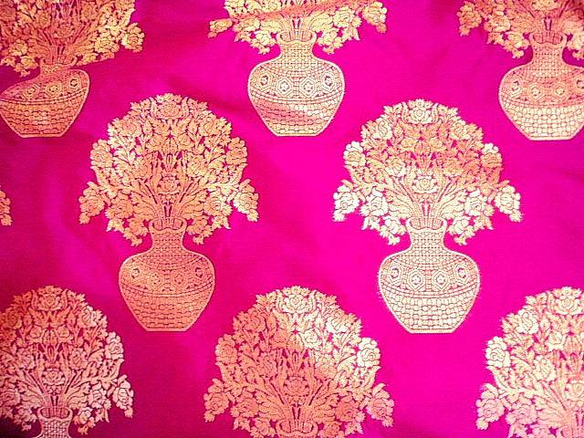 Vase - Taffeta Jacquard