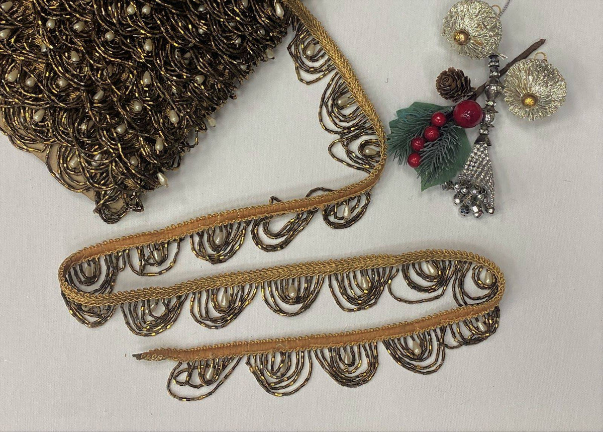 Looped Tassel Trim With Pearl - 40mm