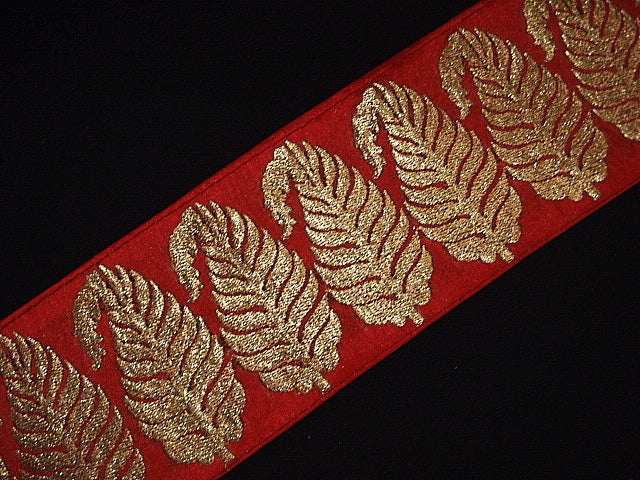 Leaf Design - Metallic Woven Trim