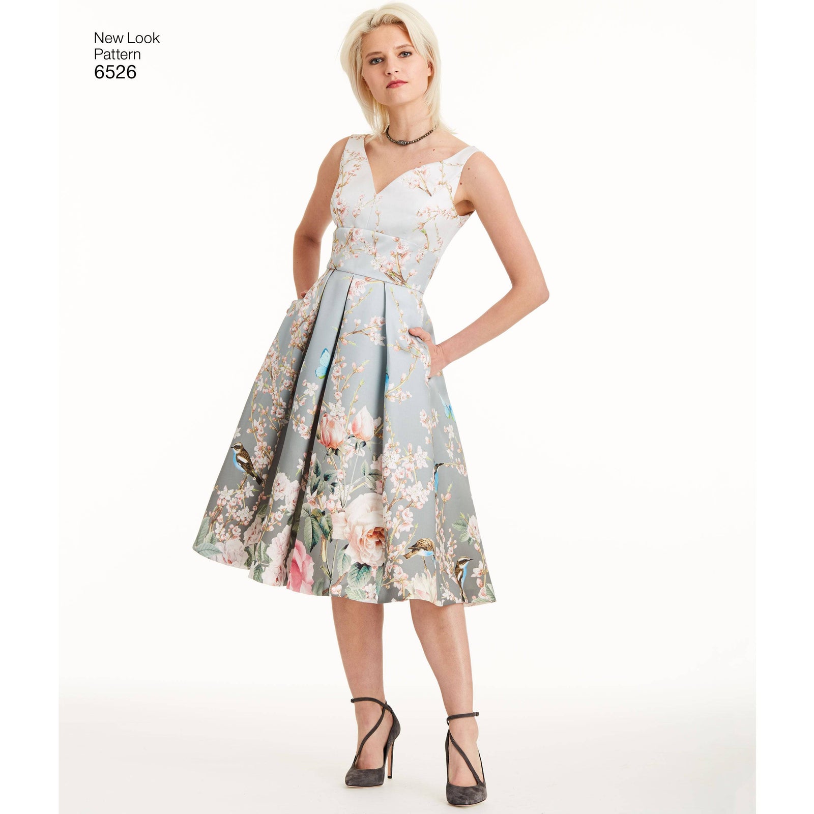 6526 New Look Pattern 6526 Women's Dress With Bodice Variations