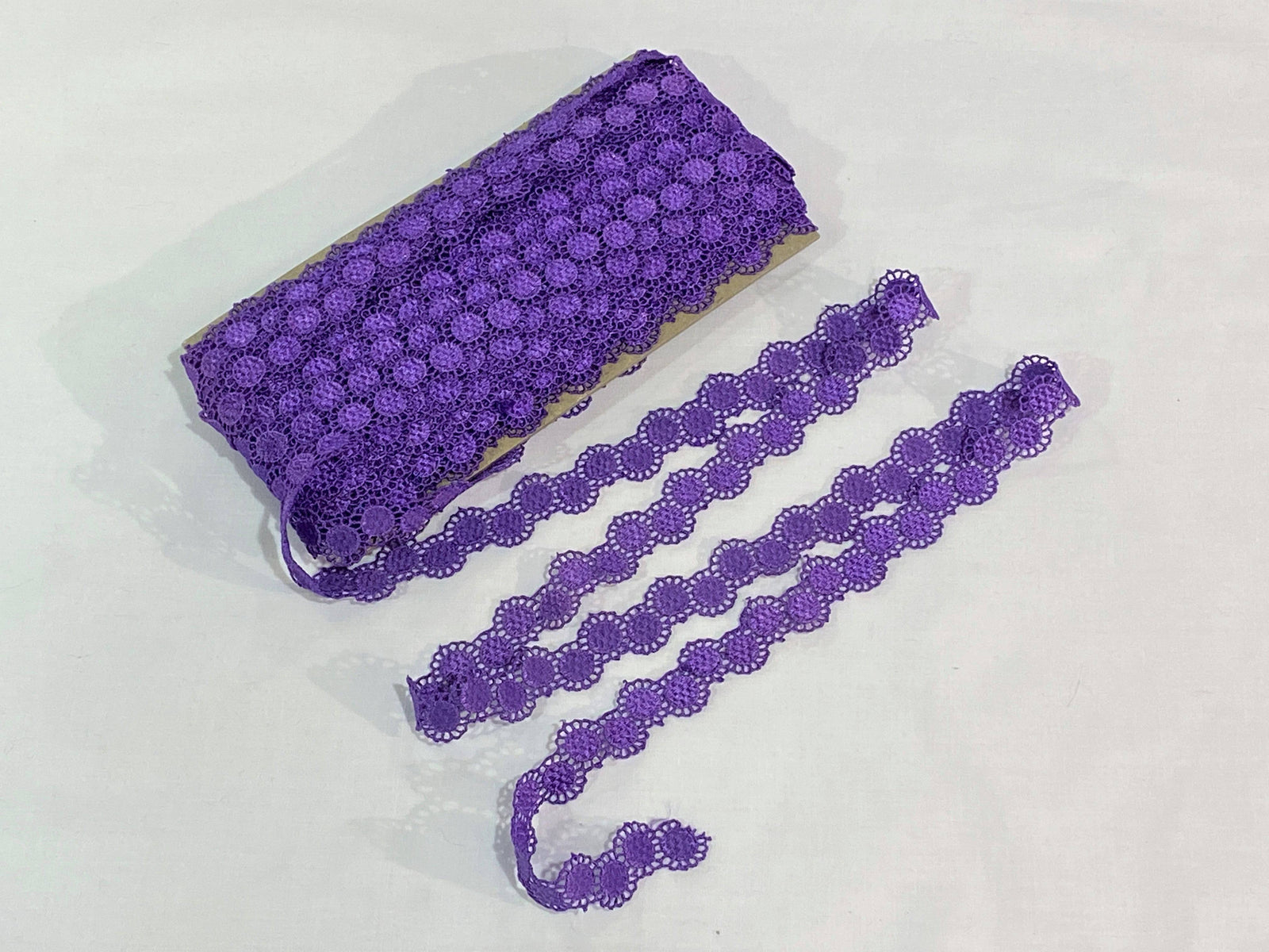 Small Daisy Guipure Lace Trim