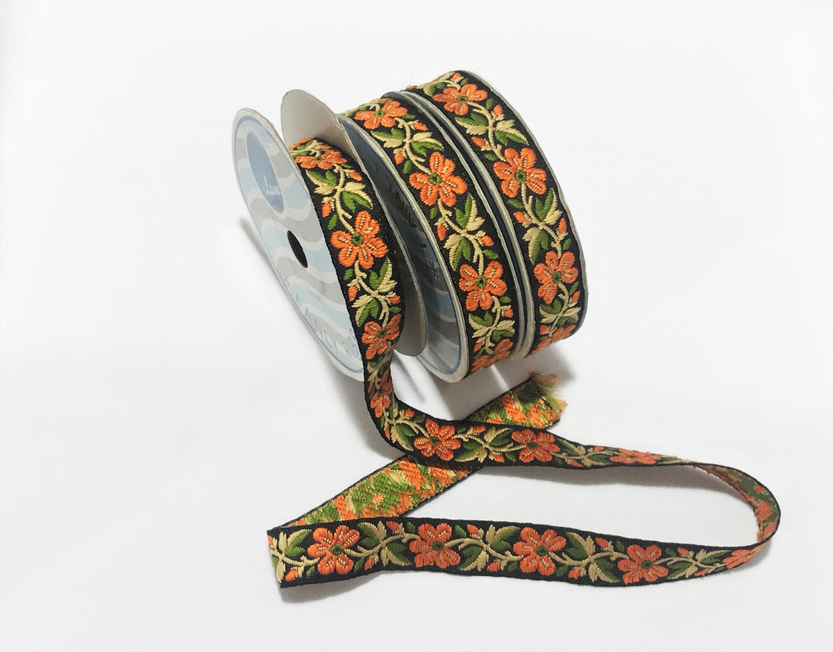 Contrast Flower Threadwork- 20mm Woven Ribbon Trim